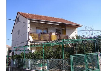 Croatia Privát Slatine, Exterior